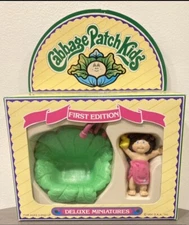 NIB! Vintage 1984 Cabbage Patch Kids Deluxe Doll Miniatures Bathtub Girl Figure