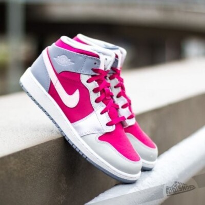 New DS US9 7Y Nike Air Jordan 1 Mid Pink Kobe LeBron Luka Travis Scott Yeezy