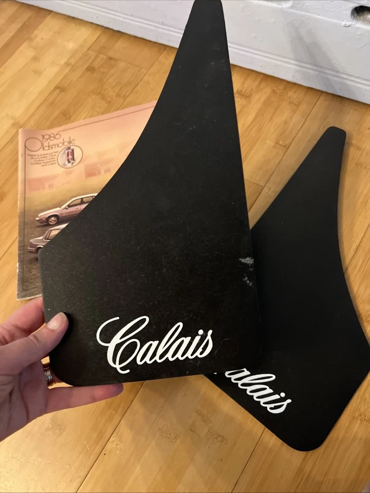 Protectores contra salpicaduras GM Oldsmobile Calais. Un juego en paquete uno no. 4 protectores totales Foto 4 de 4