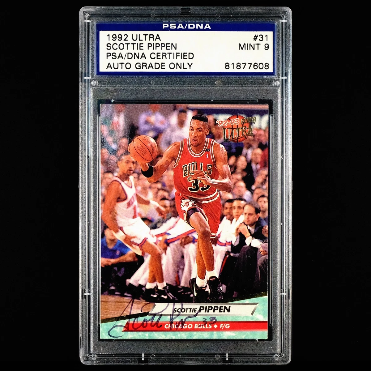 Scottie Pippen 9 Graded Basketball Autographed Sports Trading