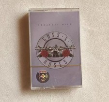 Guns N 'Roses Greatest Hits New Unopened with Lyrics music song Tape
