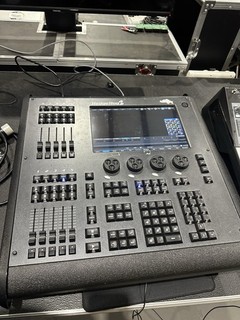 High End Systems HedgeHog 4 Control Console DMX Gigabit Ethernet Dust Cover