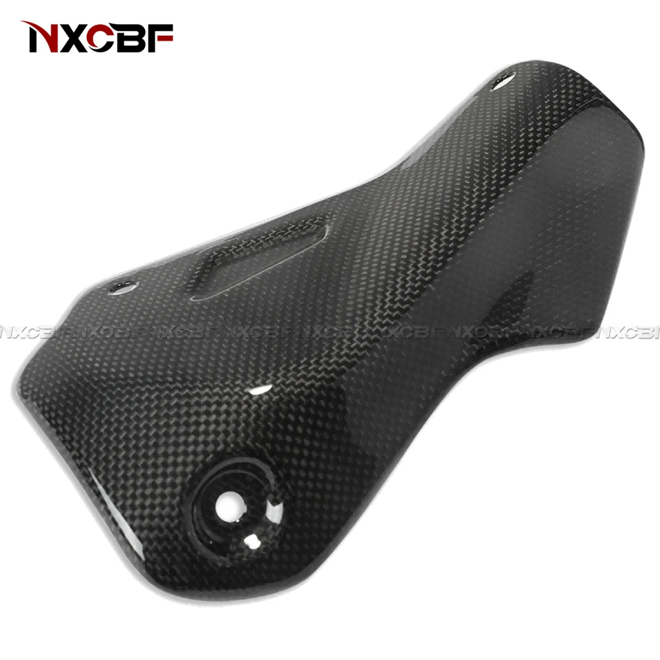 Carenado protector térmico escape fibra carbono Ducati Monster 1200/S/R 2016-2021 Foto 3 de 4