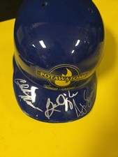 MILWAUKEE BREWERS autographed Helmet.  Charlie Moore,ted Simmons,ben Oglivie