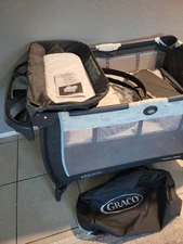 Graco Pack 'n Play Anywhere Dreamer- Full Set With Stars