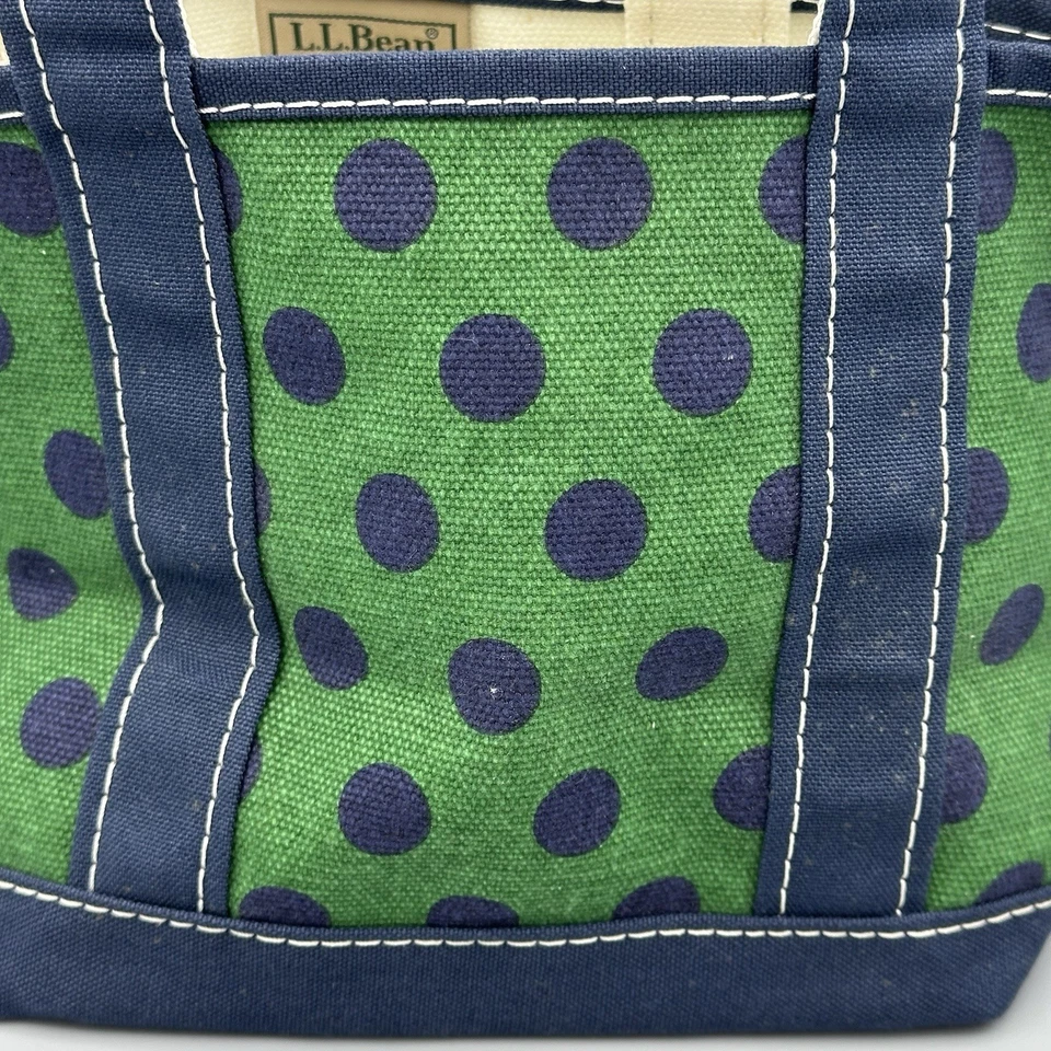 L.L. Bolso de mano pequeño Bean Mini Boat Tote de lona a lunares verde azul marino  Foto 4 de 4