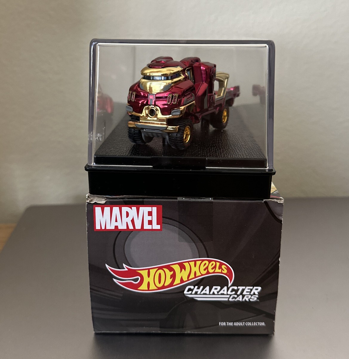 Hot Wheels 2017 SDCC Iron Man & Hulk-buster RLC HW Marvel