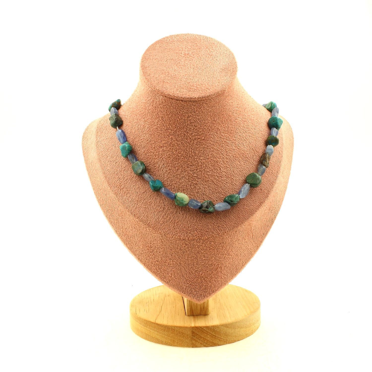 Collier perles chrysocolle des USA et cyanite bleu, un bijou source de sérénité