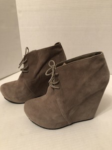 aldo wedge booties