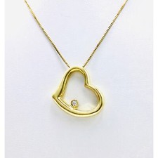 Exquisite 18k Yellow Gold Heart-Shaped Pendant Necklace with 0.1ctw Diamond