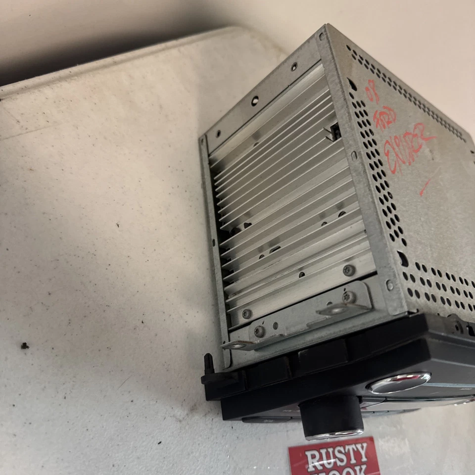 2008 FORD EXPLORER FRONT DASH RADIO MP3 CD HEAD UNIT 8L2T-18C869-AG Foto 4 de 4