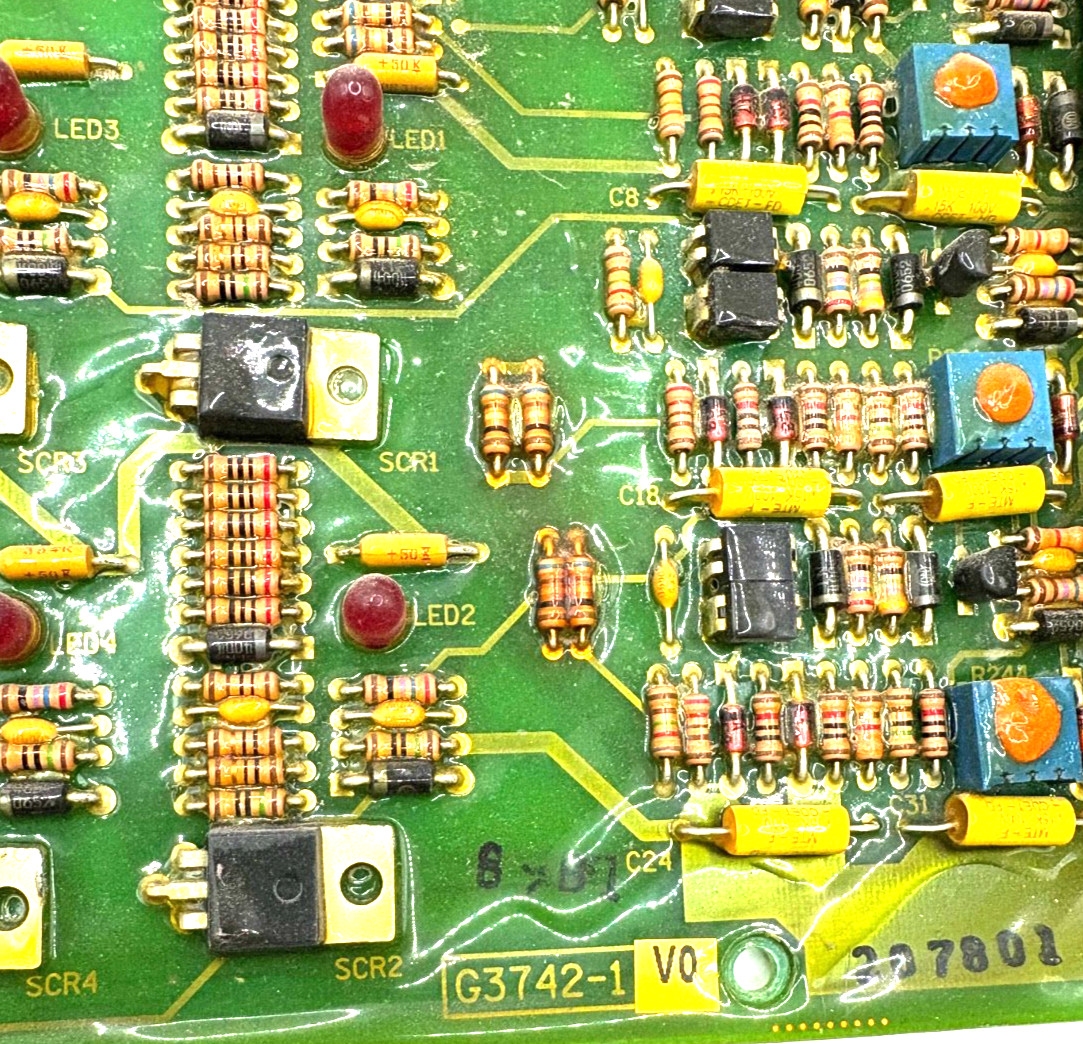 Lincoln Electric G3742-1 / G37421 Control Board – Used Tested | Minimal Use OEM