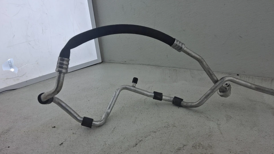 2012-2015 Volkswagen Passat A/C  Liquid Hose Line OEM - Image 2 of 4