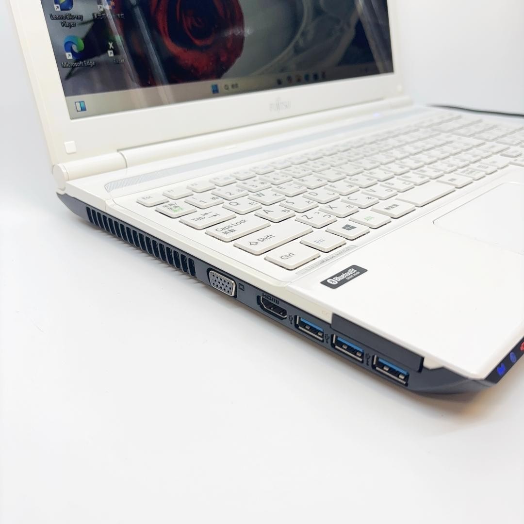 Fujitsu 15.6 Fujitsu 15.6
