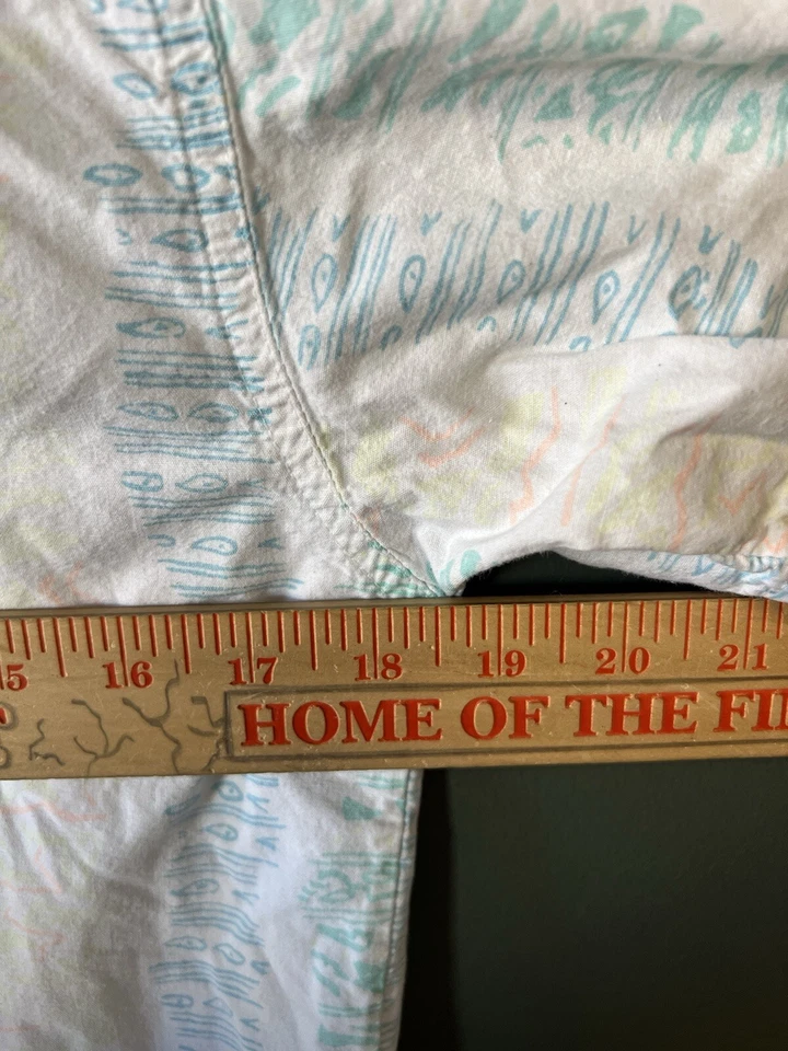 Vintage Gotcha Mens White Short Sleeve Striped Pattern Button Up Size Medium - Image 4 of 4