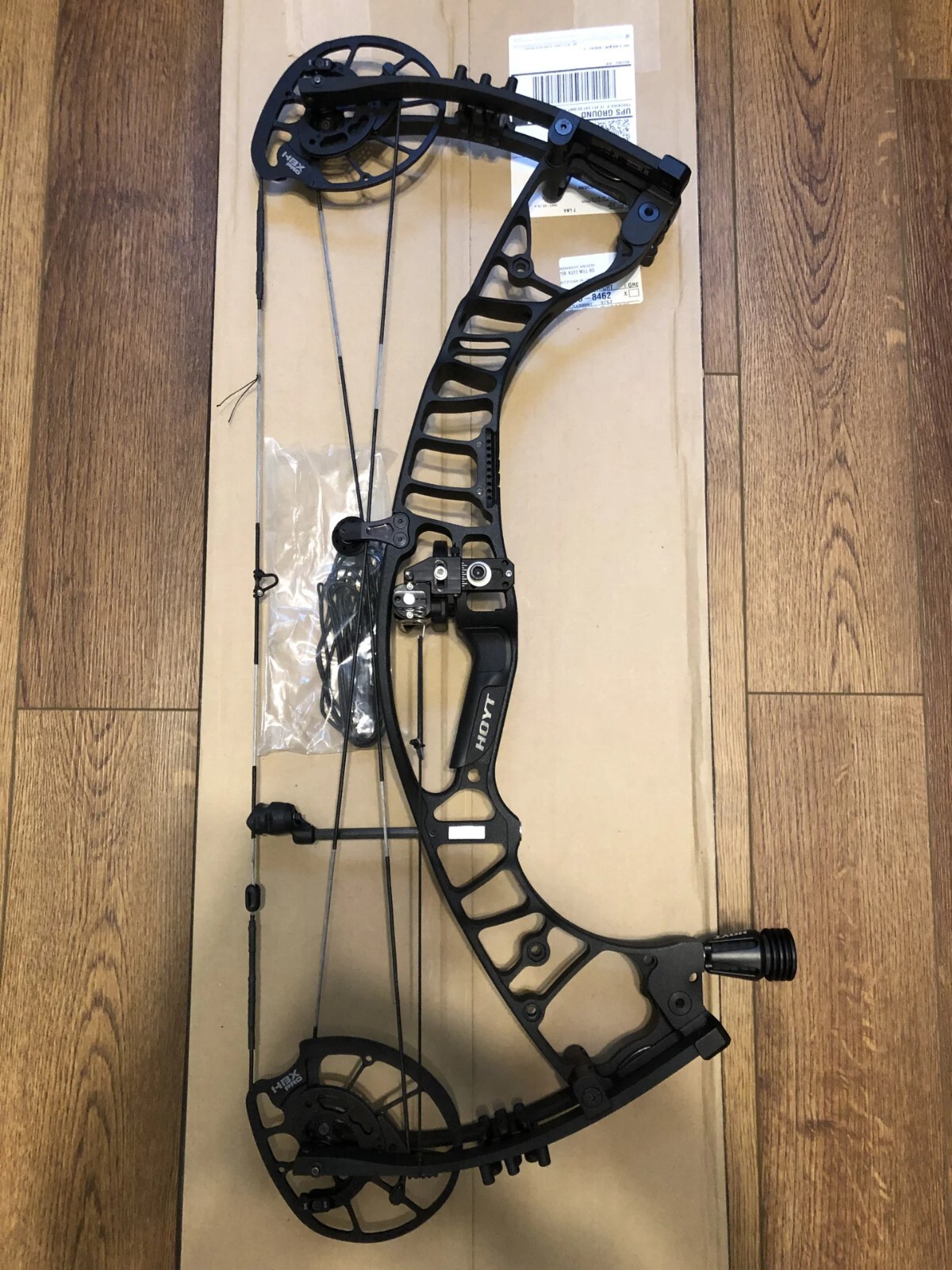 Hoyt Ventum Pro 30 HBX Right Hand Compound Bow Black 65 lb eBay