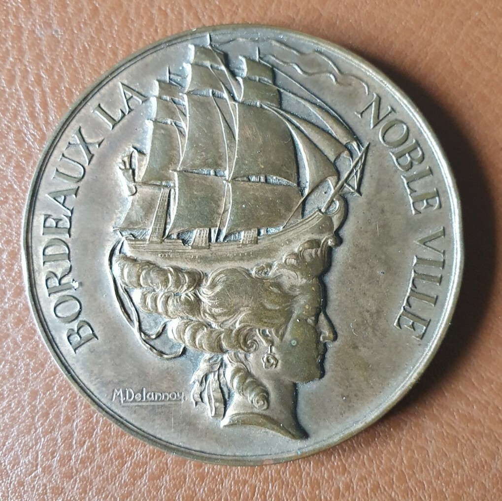 Médaille bronze Bordeaux la noble ville Allégorie armoiries bateau
