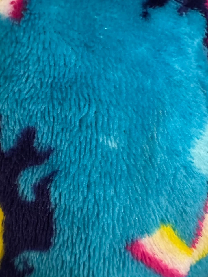 Albornoz Disney's The Descendants 3 niñas súper suave niños talla 6 Foto 4 de 4