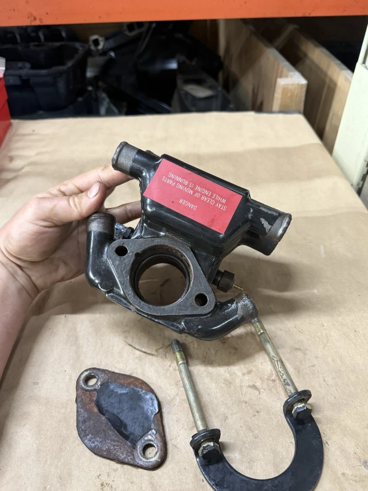 OEM MERCRUISER THERMOSTAT HOUSING PN# 16413A9 / 16413-C1 (B-125) - Image 2 of 4