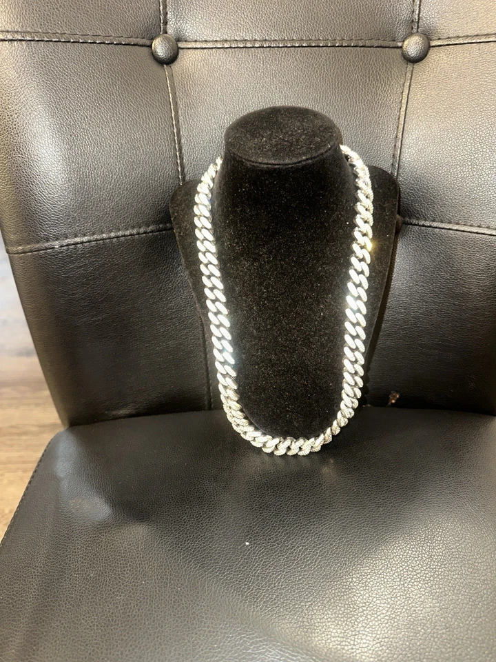 Collar cubano de 24 pulgadas bisutería Foto 2 de 3