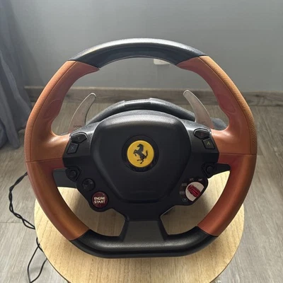 Thrustmaster Ferrari 458 Spider Volant de Course pour Microsoft Xbox One - Photo 1/4