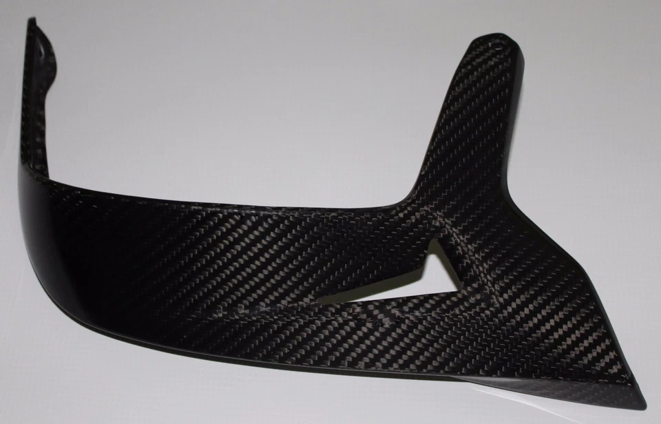 Защита рук из углеродного волокна для Aprilia (Dorsoduro 750 08-16) (Dorsoduro 900 17-21) - Изображение 2 из 4