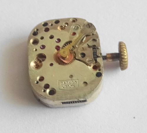Mouvements de montres chronographes et Coq