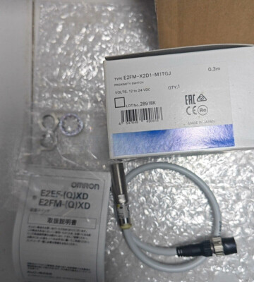 1pc Omron E2FM-X2D1-M1TGJ brand new Proximity switches