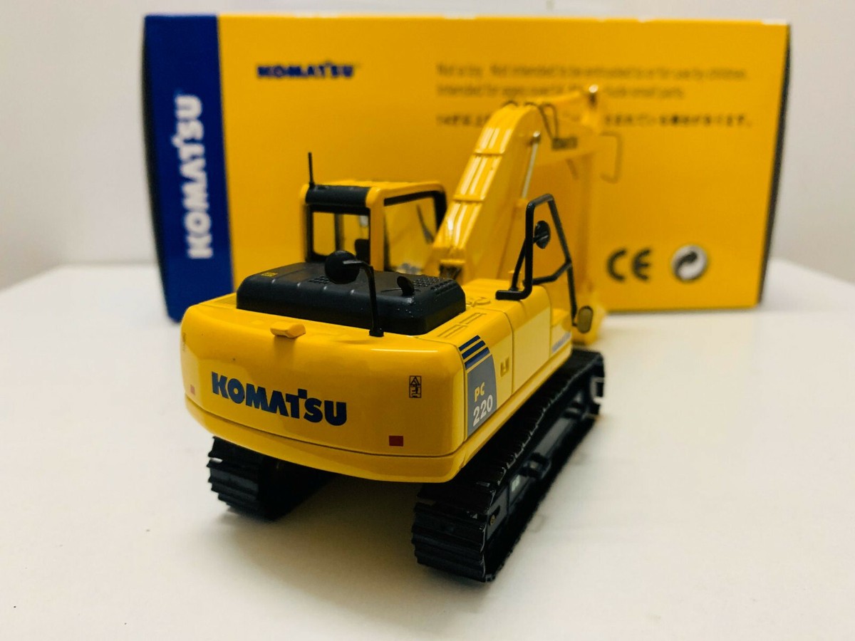 Komatsu PC220 Excavator 1/50 Scale DieCast Model New in