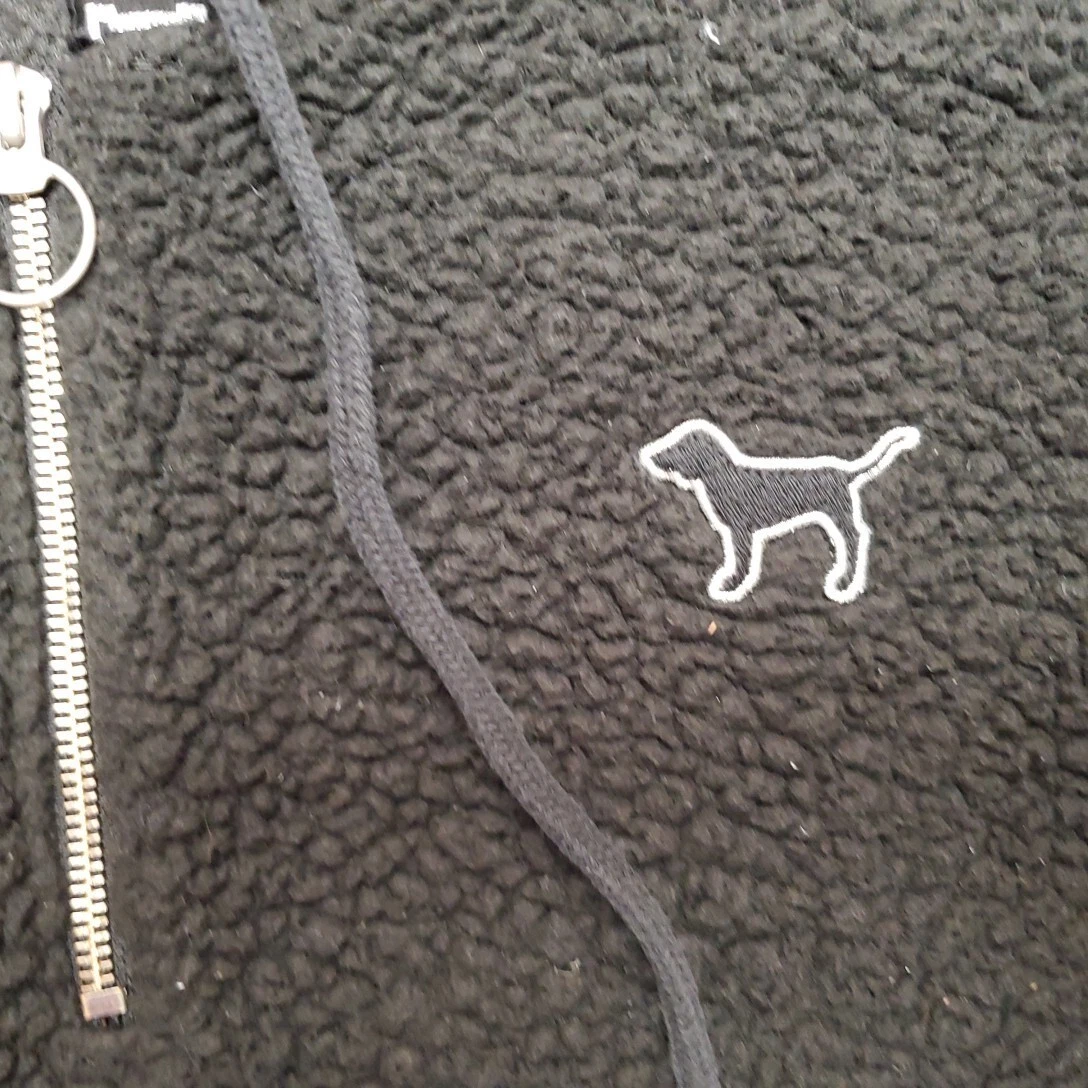 UNDERCOVER Felpa con cappuccio rosa Victorias Secret donna M nera Bling cane paillettes raso manica 1 4 zip