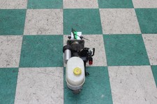 13-18 Ram 2500 6.7l Diesel Motor Power Steering Brake Booster Master Cylinder Oe 13-18 Ram 2500 6.7l Diesel Motor Power Steering Brake Booster Master Cylinder Oe