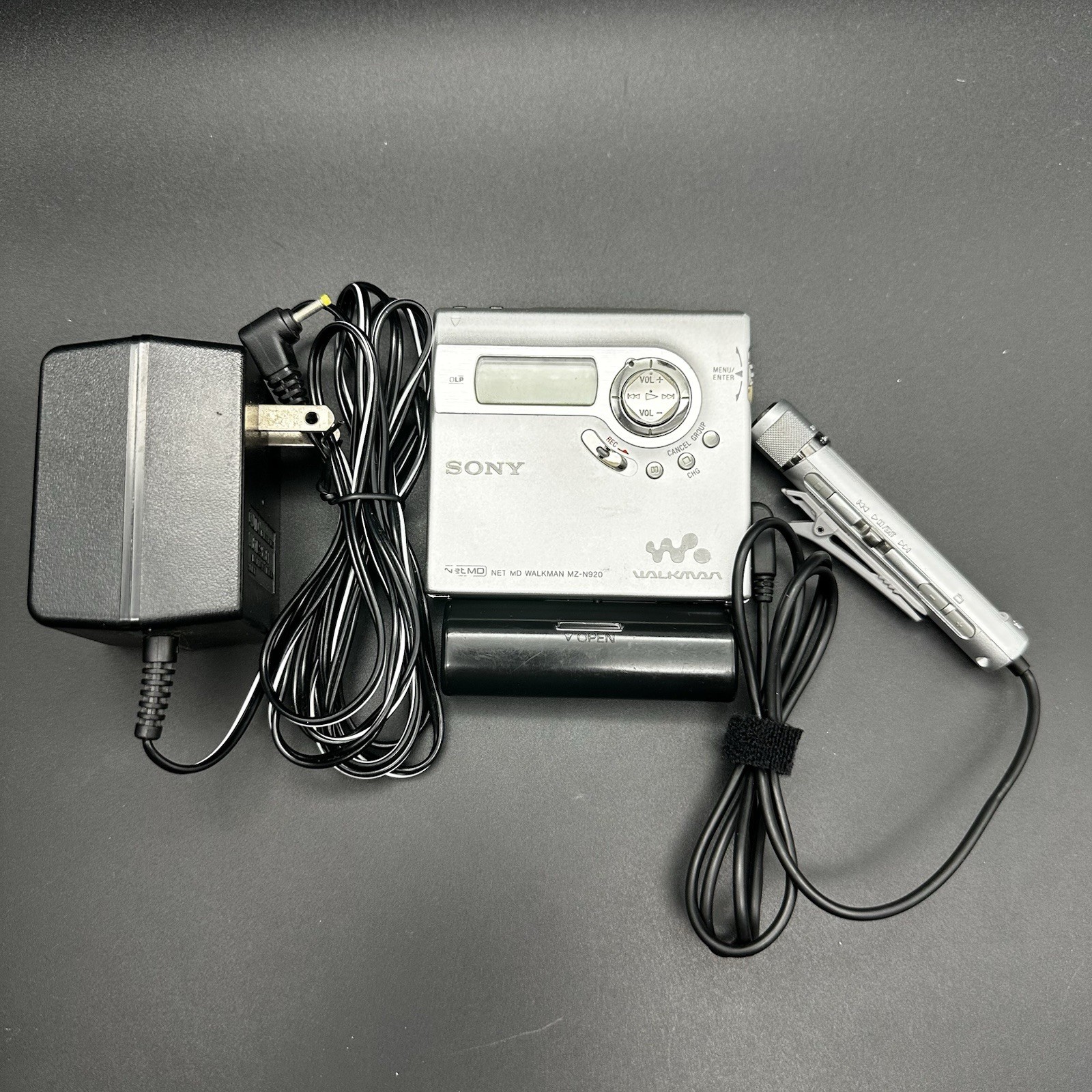 SONY MZ-N920 NET MD WALKMAN Silver Tested Working