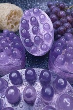 Purple Loofah Body Bar Soap   Exfoliating Spa Bath for Body  Hands. Unit 4oz