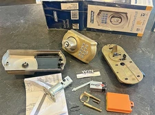 Schlage BE365 V CAM 619 Camelot Keypad Deadbolt