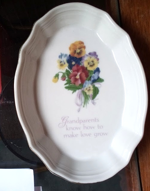Vintage Designers Collection A Grandparents Keepsake Porcelain Dish w/Flowers