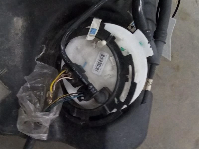 2017-2019 JAGUAR XE TANQUE DE COMBUSTÍVEL HX73-9k007-AB sem detecção de vazamento OEM  - Imagem 4 de 4