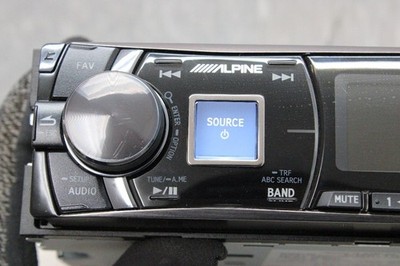 Alpine CDE-145J CD Player Car Stereo Audio USB Port AUX Input CD/MP3/WMA Exc+++