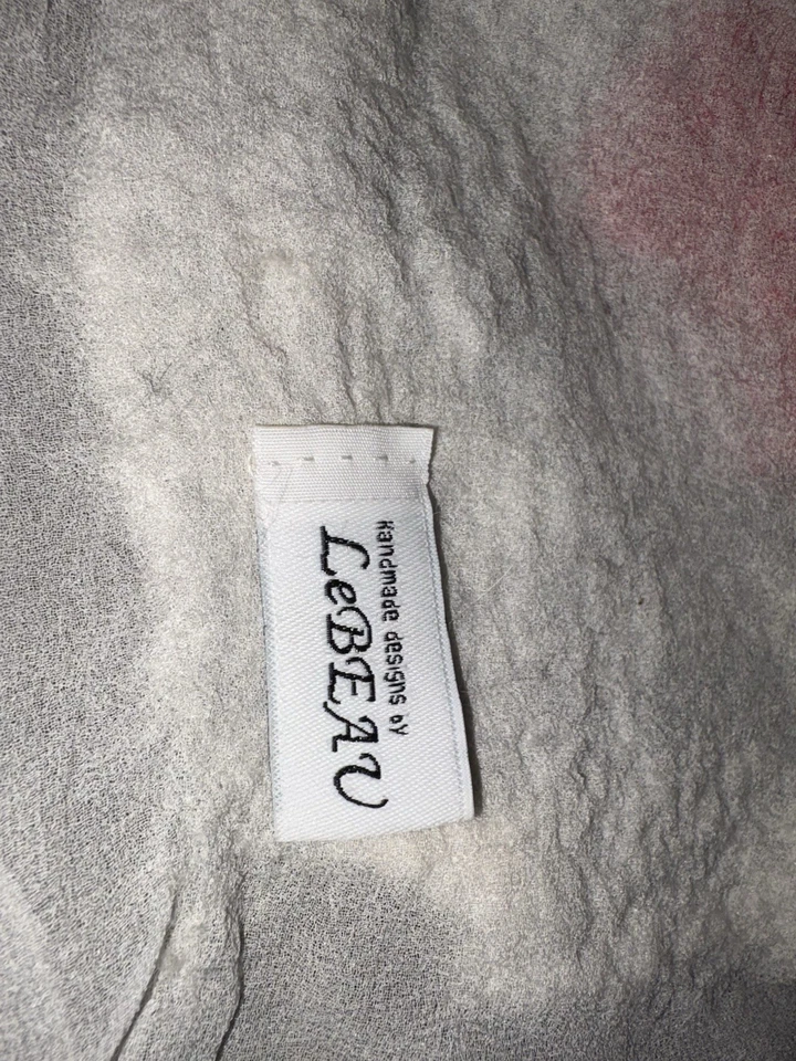 Andrea Le Beau Blanco Seda Gasa y Fieltro Lana Rojo Floral Bufanda Mantón Hecho a Mano Foto 2 de 4