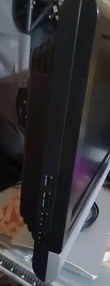 TruTech plv31199s1 LCD 19” LCD TV/DVD 3 In 1 Player Audio CD PC Monitor - Image 3 of 4