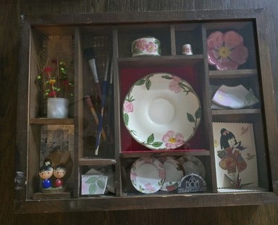 Franciscan Desert Rose Display  Shadow Box Collection Saucer Thimble Napkin Ring
