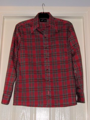 VINTAGE GRÖSSE M 15-151/2 HERREN JC PENNEY ROT KARIERT GEMUSTERT SPITZ ZULAUFEND BÜGELFREI HEMD SEHR GUTER ZUSTAND