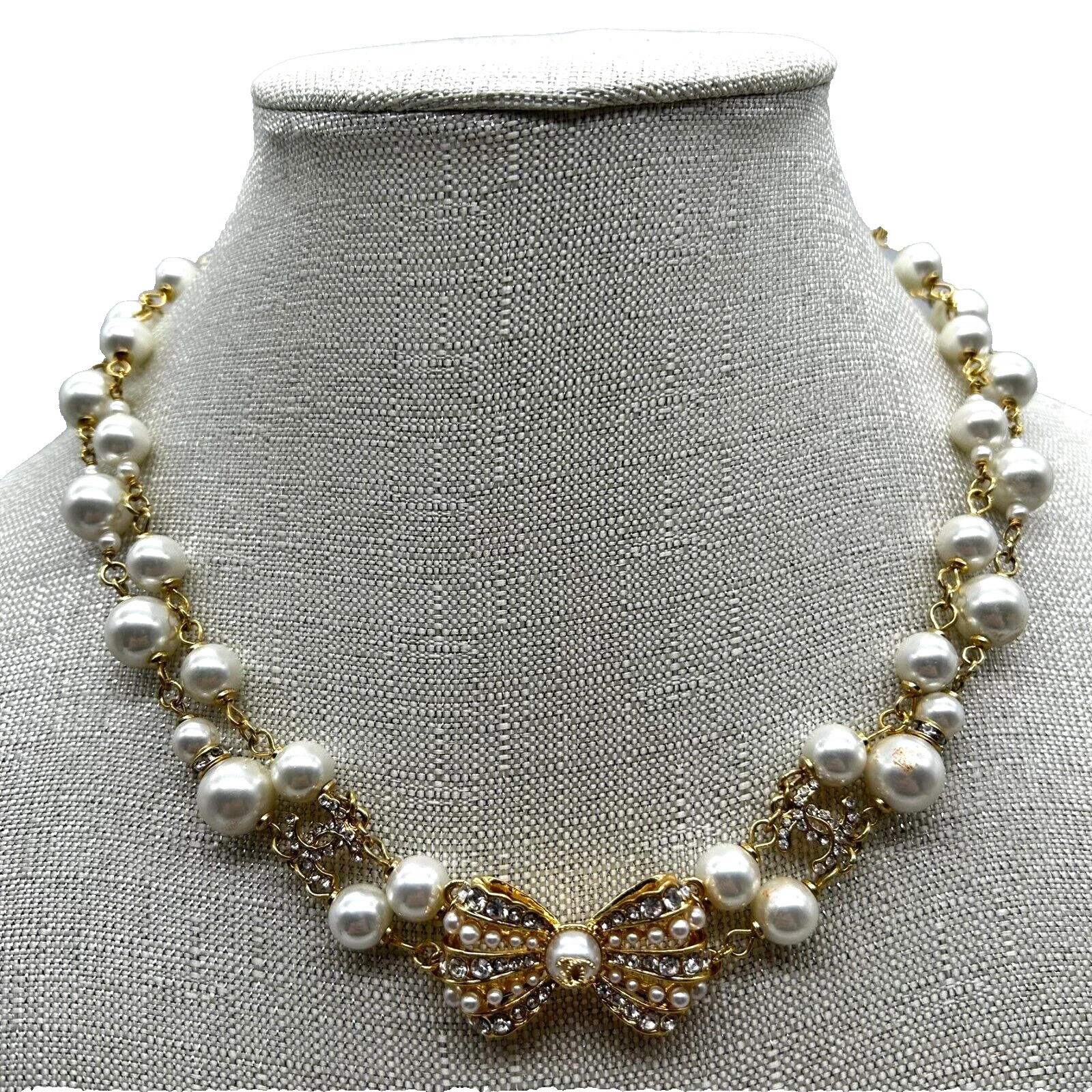 CHANEL Autentica Collana Con Ciondolo Classico Donna Doppio Filamento Fiocco di Perla