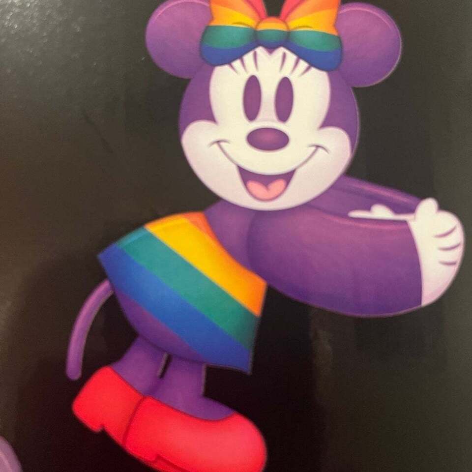 Disney Pride Cutie Cuff Plush Minnie  Mouse UNOPENED Box..