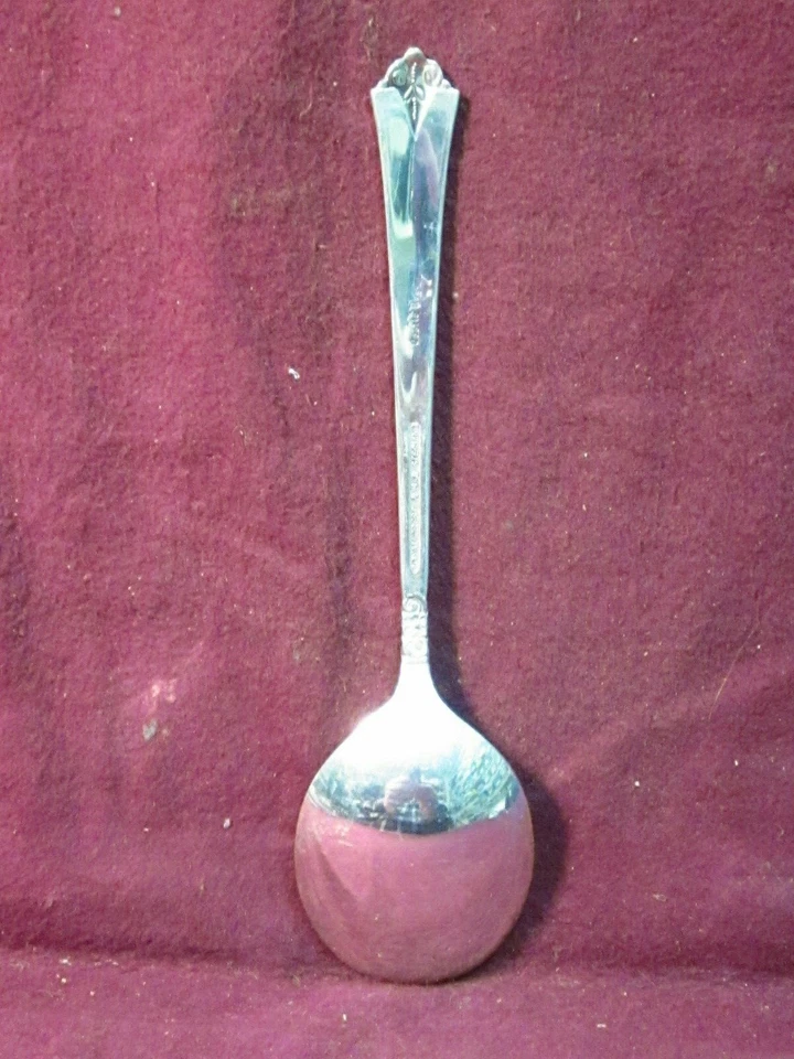 CUCHARA SOPA CREMA CASTILLO ROSA REAL CRESTA ESTERLINA 6 1/4" 34g sin monograma Foto 3 de 4