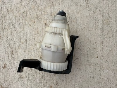 1408003575 MARKER POLE TO LEFT REAR FENDER S320 S420 400SEL 500SEL