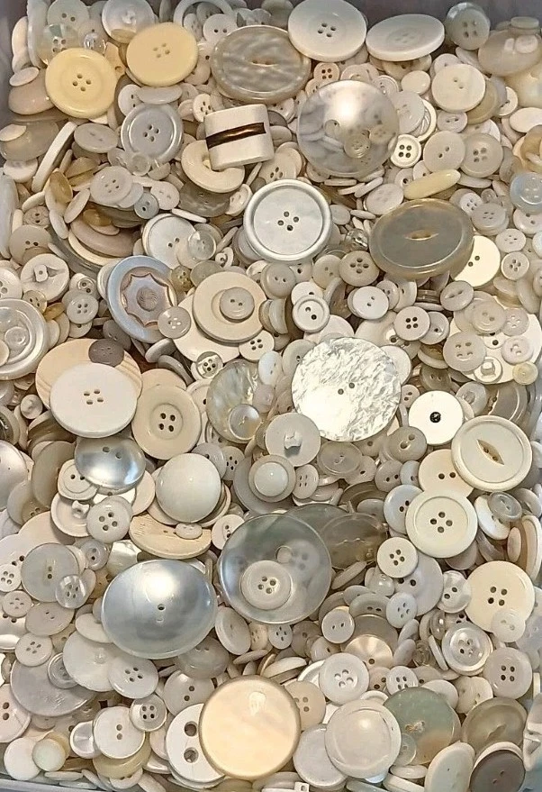 Vintage Angelic Sewing Buttons Mix Pearlized Iridescent White Ivory 3 oz 100+ - Image 2 of 4