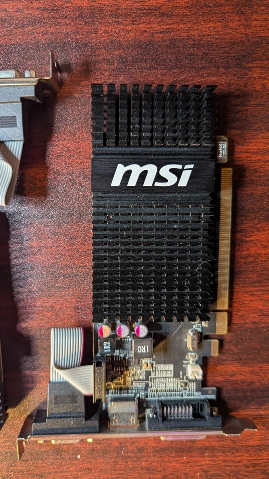 Lote de 3 tarjetas gráficas MSI Radeon HD 6450 2GB DDR3 bajo perfil PCI-E (R6450-2GD Foto 4 de 4