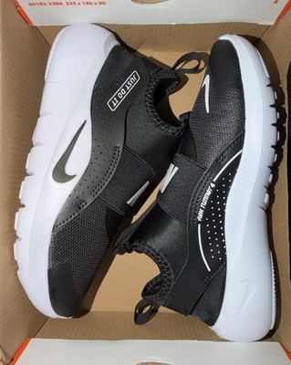 Nike Flex Runner 4 (PS) Boys' Slip On Black White Mesh Sneakers Size 1Y