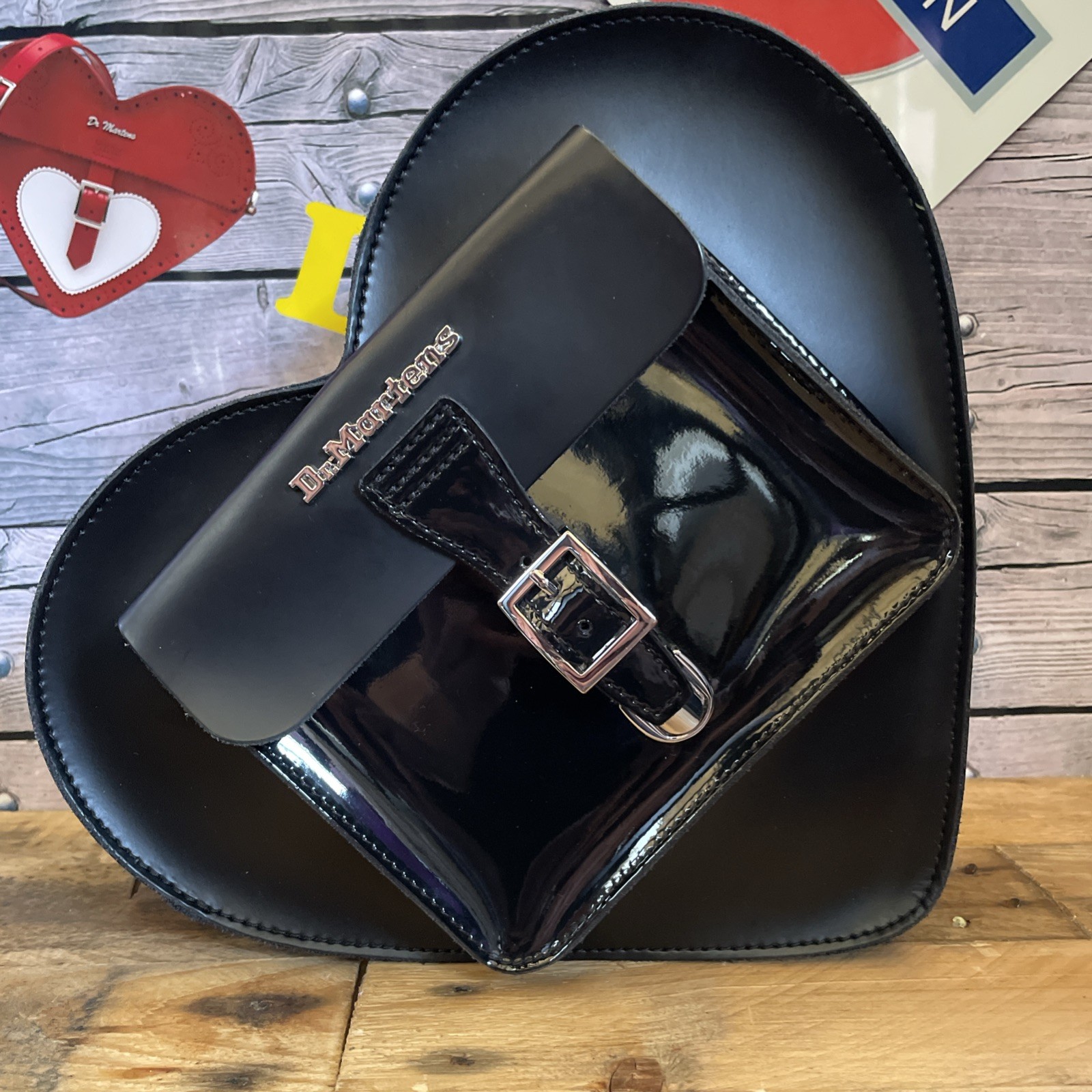 Borsa Dr Martens Cuore Pelle Nera 11” (tracolla/zaino)