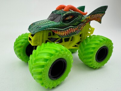 Hot Wheels Monster Jam Dragon Galaxies BKT Tires
